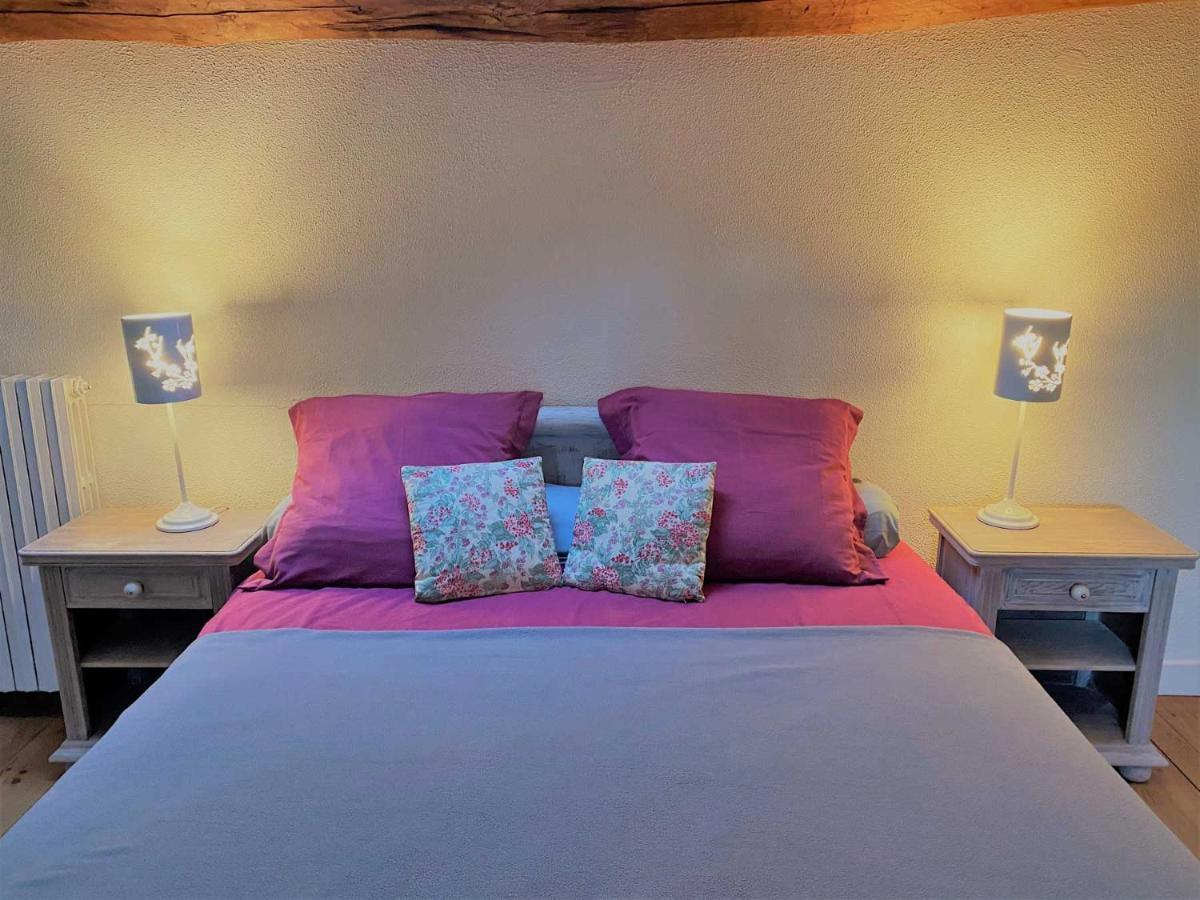 Bed and Breakfast Le Moulin De Pasnel Monteaux Exterior foto